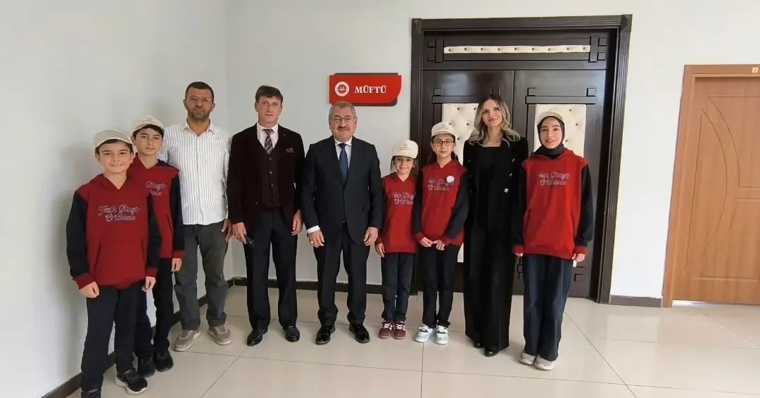 Öğrencilerden İl Müftüsü Çapçı’ya Anlamlı Ziyaret
