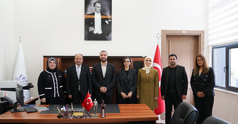 Dijital Dünyaya Güvenli Adım: ETÜ ve Habitat Derneği İş Birliği