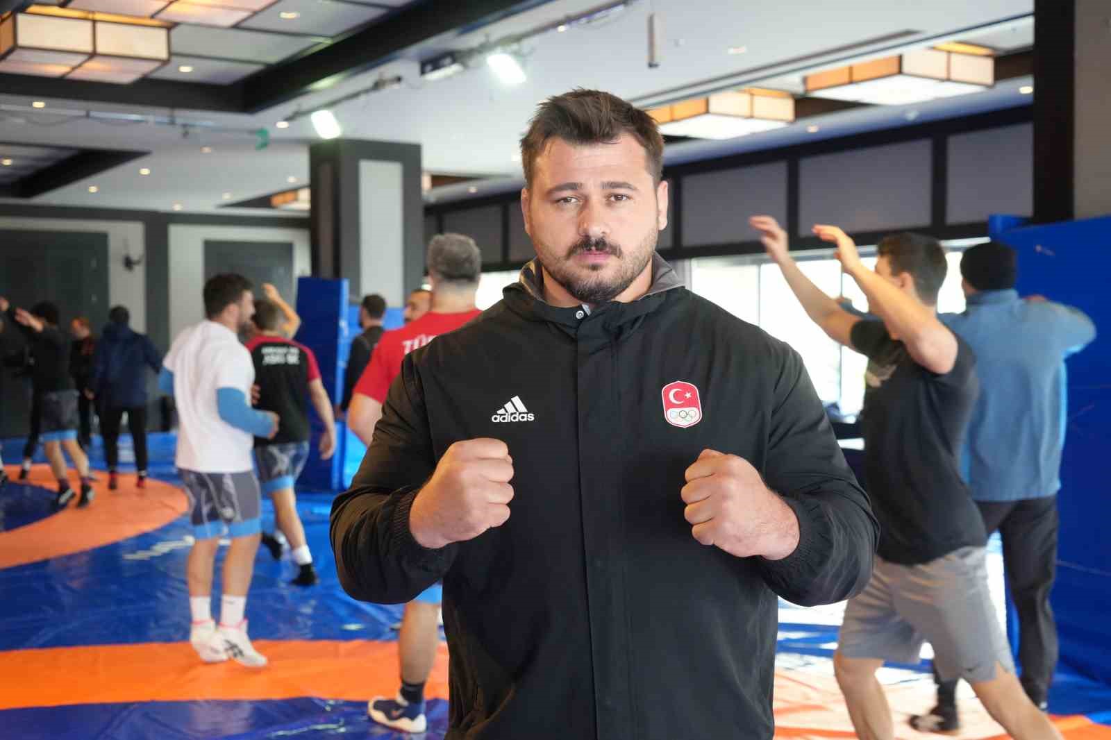 Rıza Kayaalp: "Devletimize Olan Vefa Borcumuzu Ödemeliyiz"