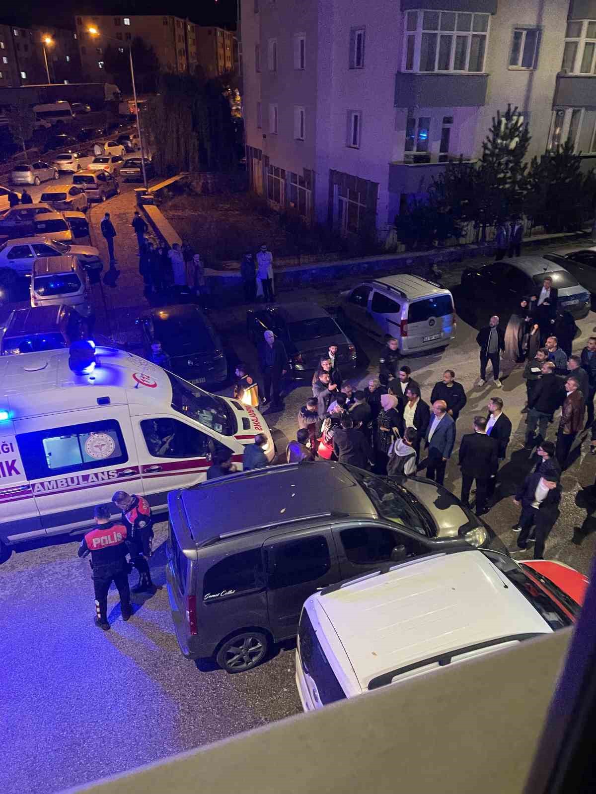 Çatalca'da Düğün Gecesi Bıçaklı Kavga: 3 Yaralı