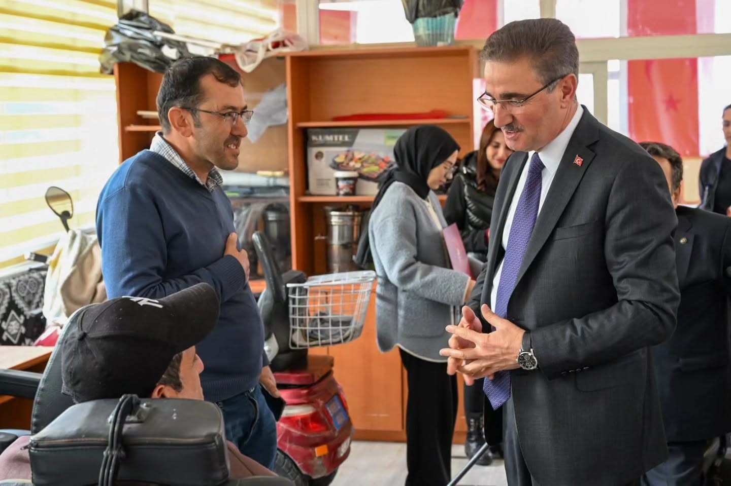 Engelliler İçin Güçlü Bir Dayanışma: Vali Baruş'tan Anlamlı Ziyaret