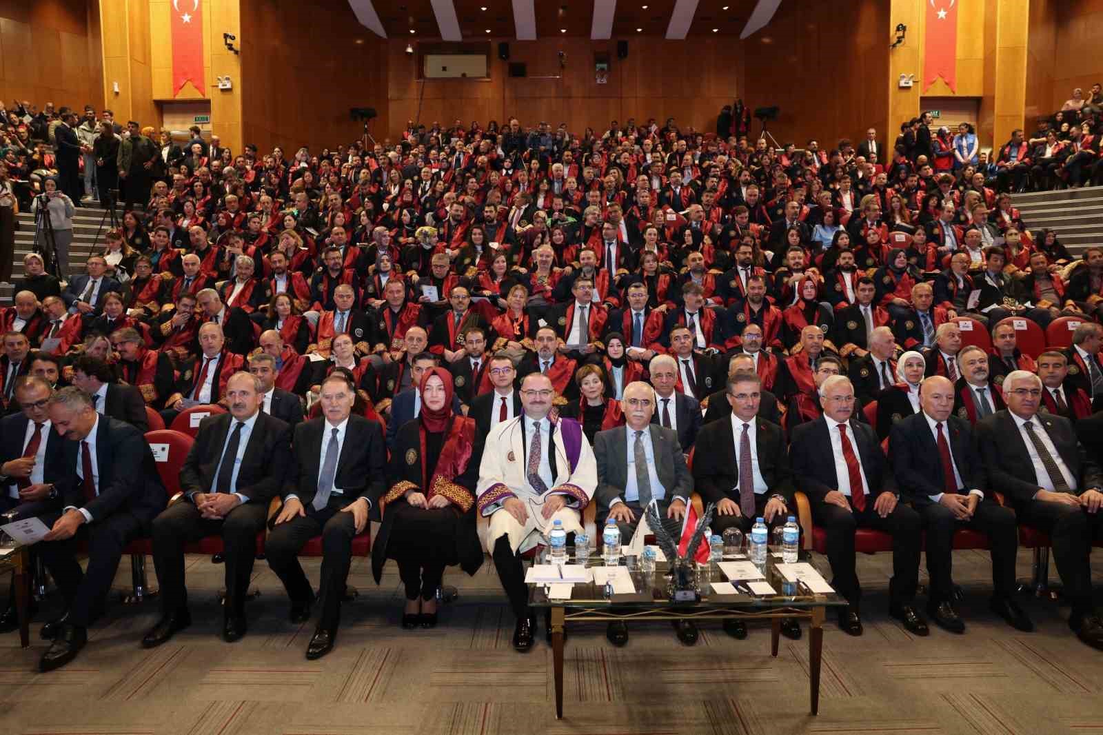 Atatürk Üniversitesi'nde Yapay Zeka Atılımı: ATAZEKA Kuruldu