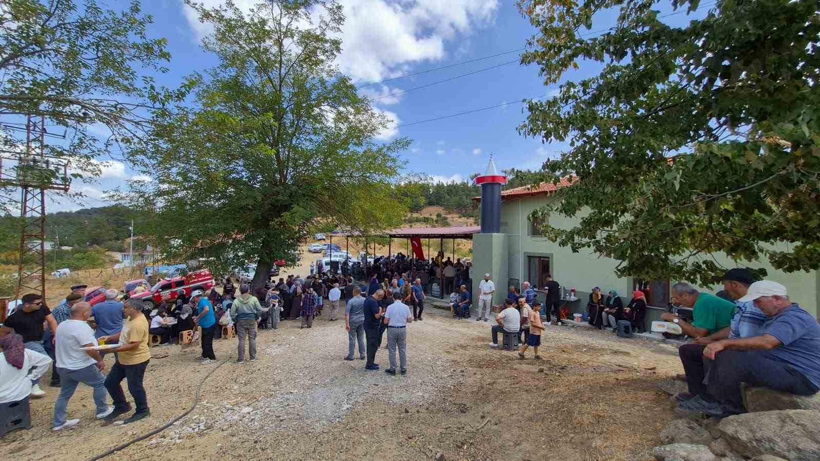 Kıraçoba Bekir Hoca Camii, Yenice'de İbadete Açıldı