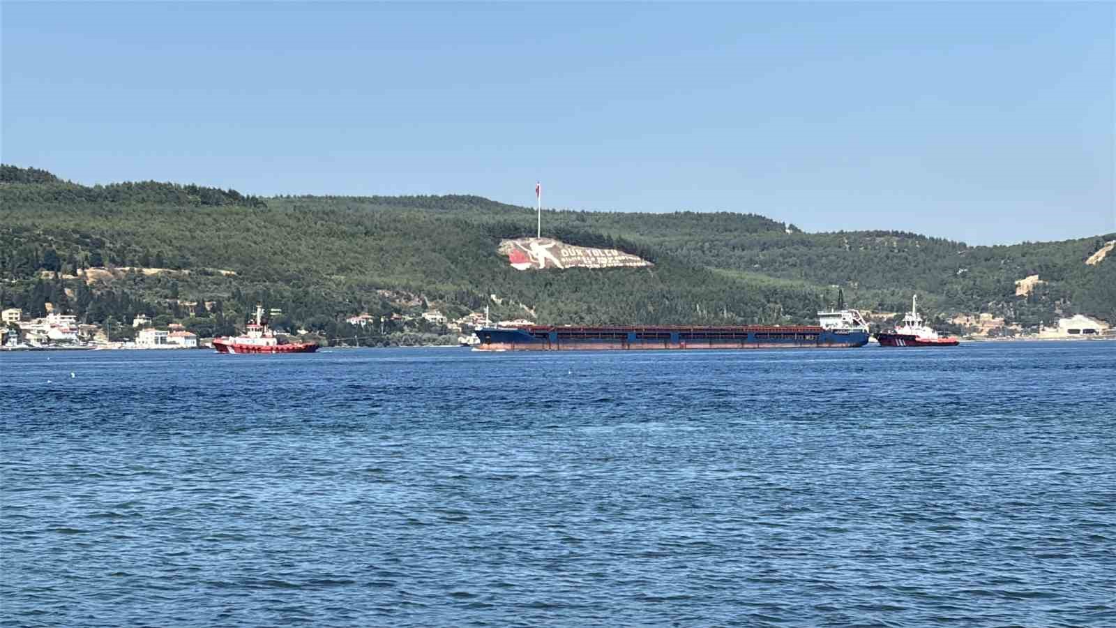 Çanakkale Boğazı'nda Kargo Gemisi Makine Arızası Geçirdi