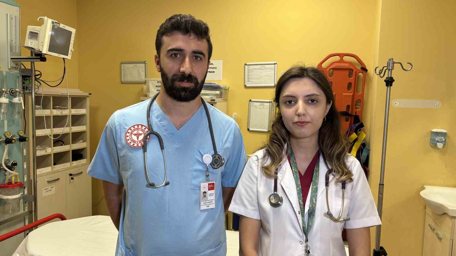Cem Yılmaz, Ayvacık'ta Kalp Krizi Geçirdi, Hayatını Doktorlar Kurtardı