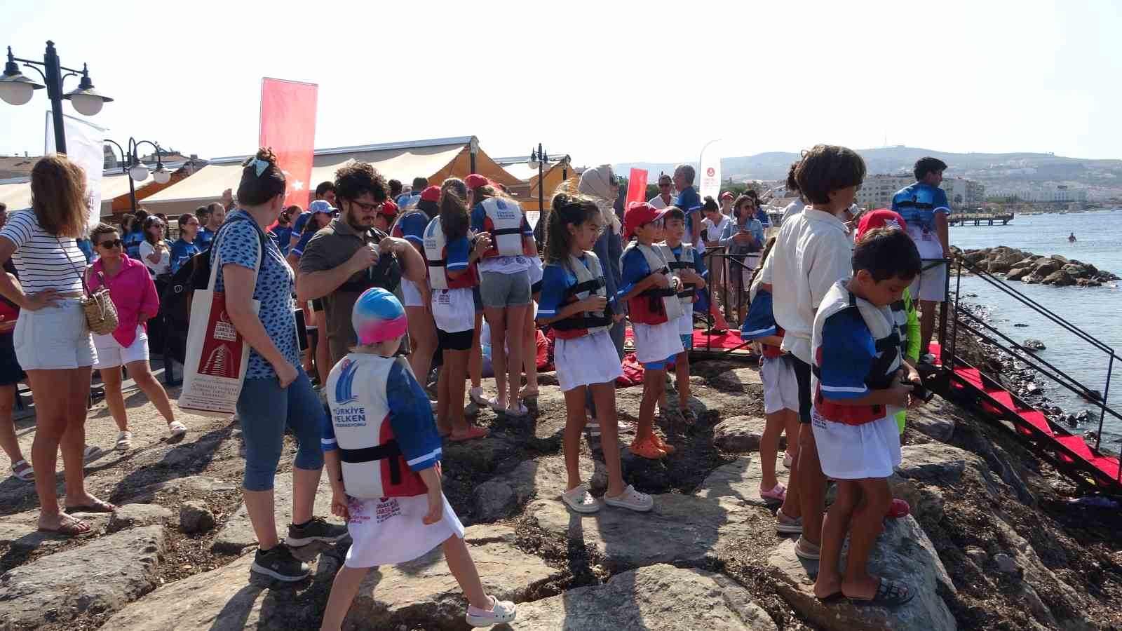 Çanakkale Gençleri Tarihi Denizde Dalış Yaptı