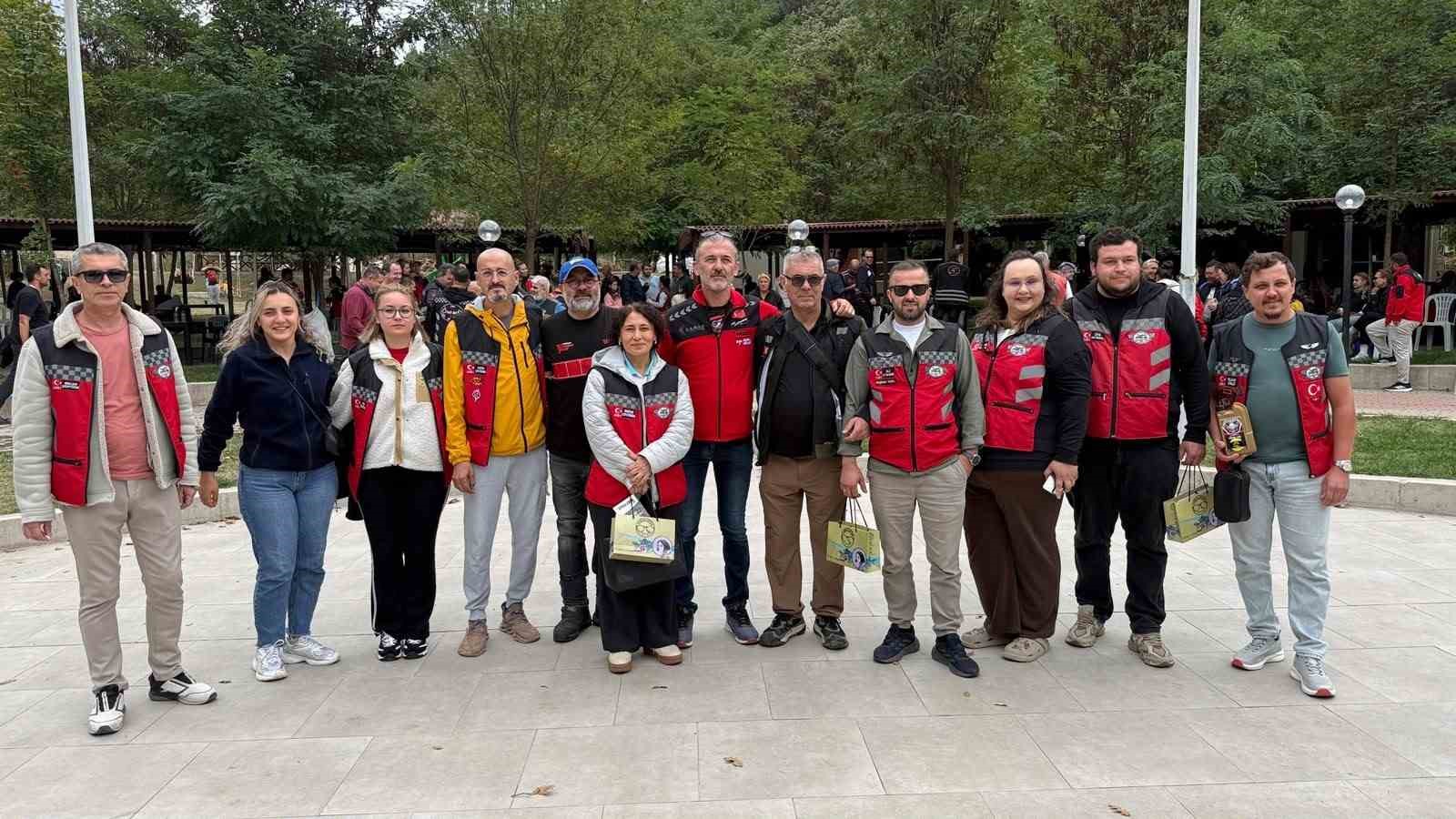 Etili'de Motosiklet Tutkunları Pilav Etkinliği İçin Buluştu