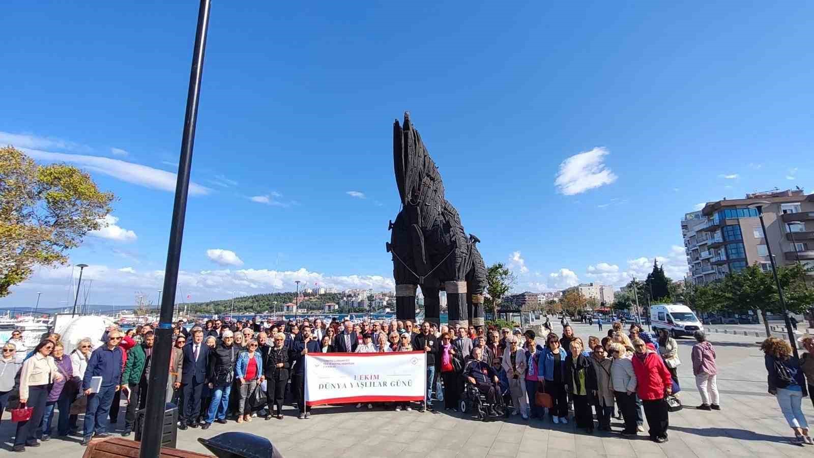 Çanakkale'de Dünya Yaşlılar Günü Coşkuyla Kutlandı