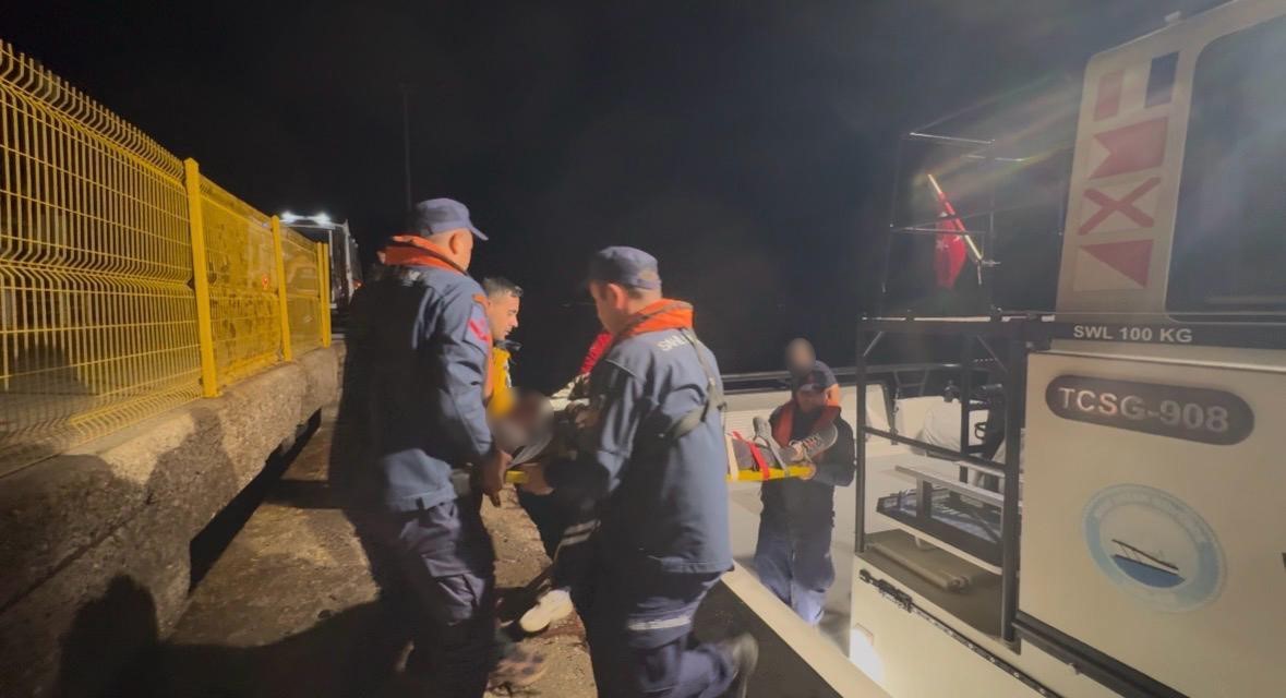 Bozcaada'da Kaza Geçiren Yaralıya Hızlı Müdahale