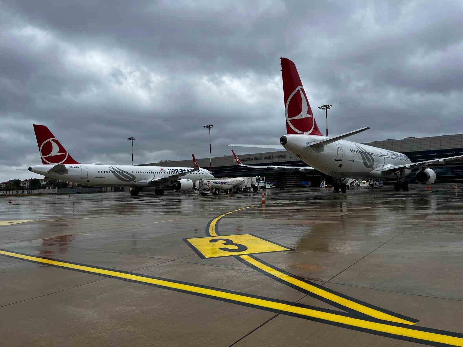 Çanakkale Havalimanı, Hava Koşullarından Kaçan Yolculara Kucak Açtı