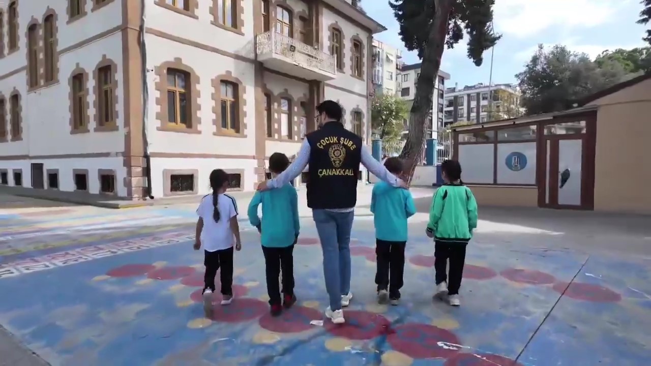 Çanakkale'de Okul Çevrelerinde Güvenlik Denetimleri Devam Ediyor