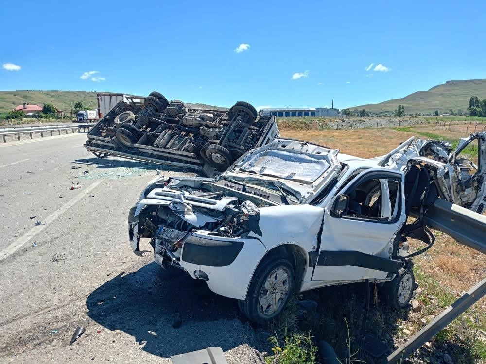 Erzurum'da İlk Altı Ayda Trafik Kazaları Alarm Veriyor