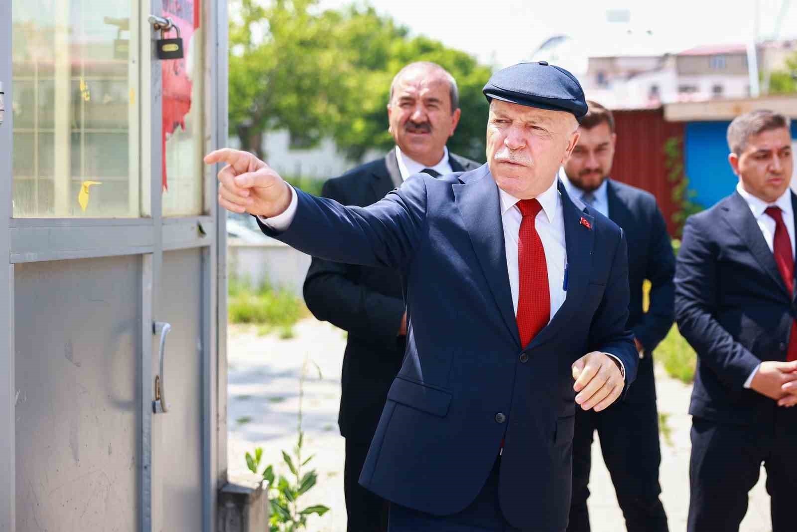 Erzurum'da Tarihi Dokuya Saygı: Başkan Sekmen Projeleri İnceledi