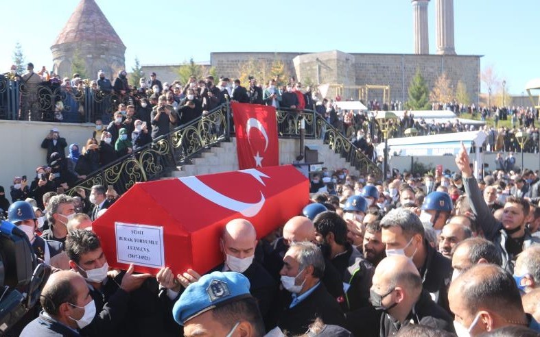 5 Yaşındaki İkra Deren'den Yürekleri Dağlayan Yanıt: 'Babam'