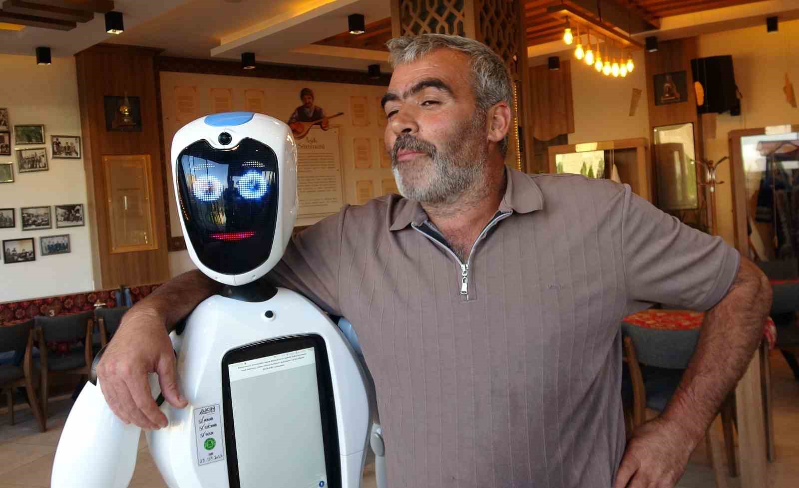 Erzurum'un Yeni Yıldızı: Şukufe Robotu
