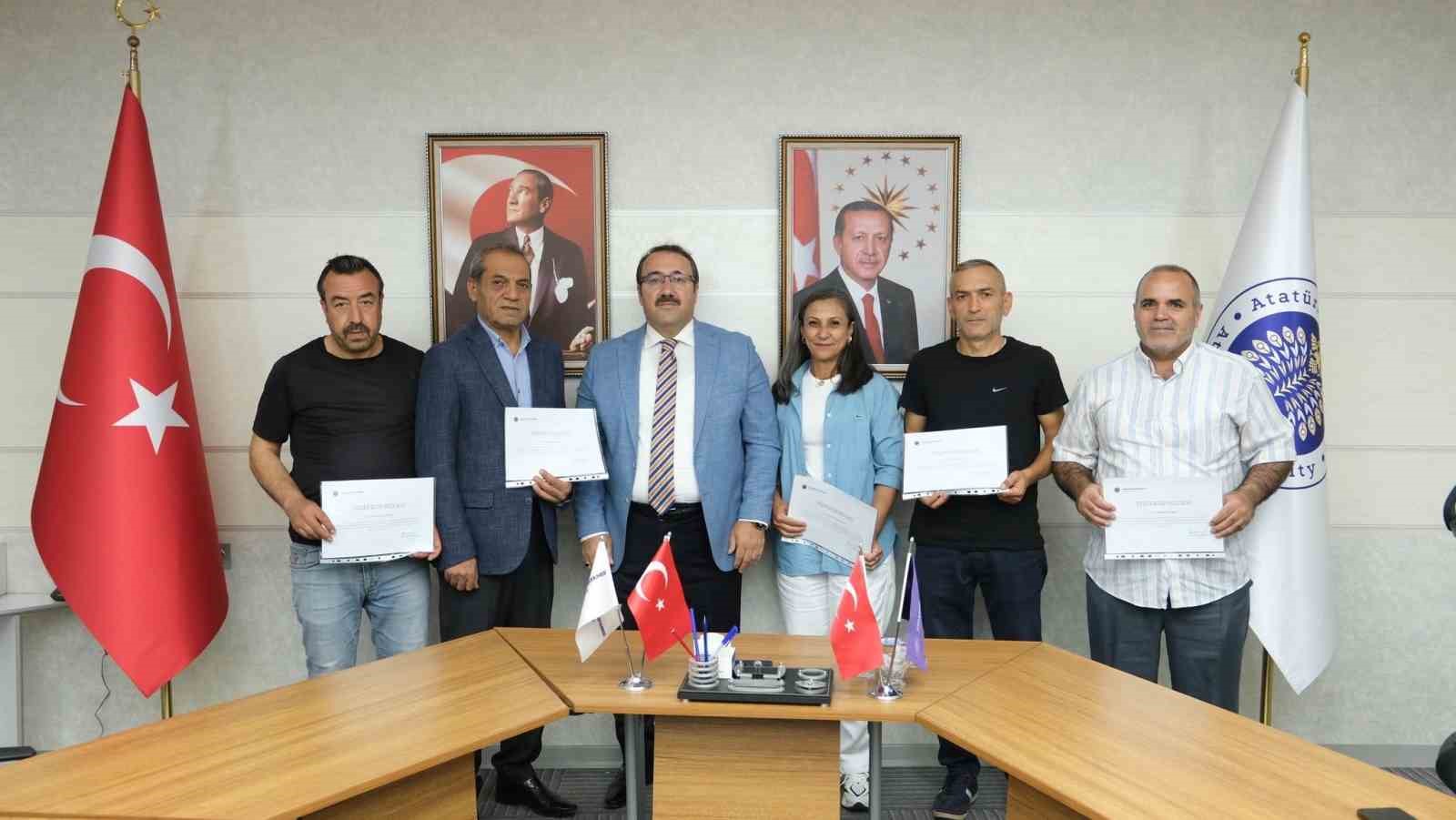 Çatalca'da Emeklilik Coşkusu: Hastane Personellerine Veda Töreni