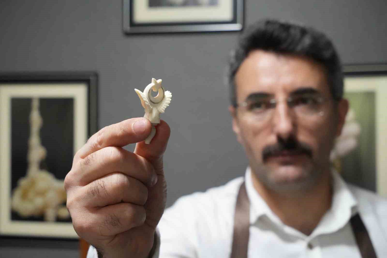İşinden Artakalan Zamanlarda Sanatını Yaşatıyor