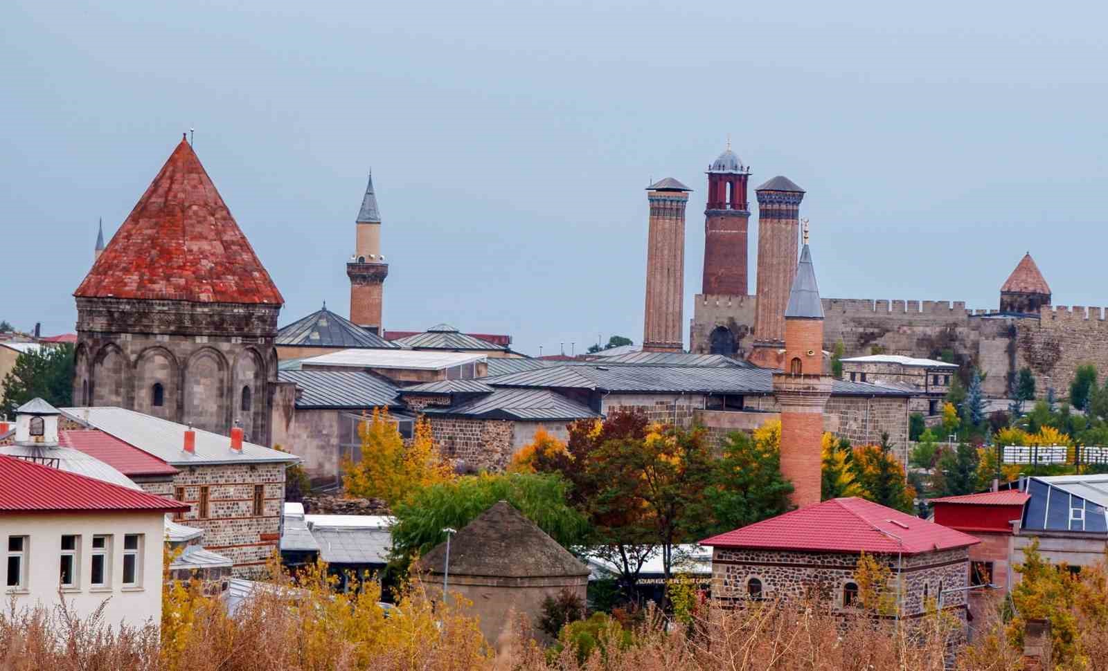 Erzurum Turizminde Tarihi Büyüme: 2026'nın İlk 8 Ayında Rekor Sayıda Ziyaretçi