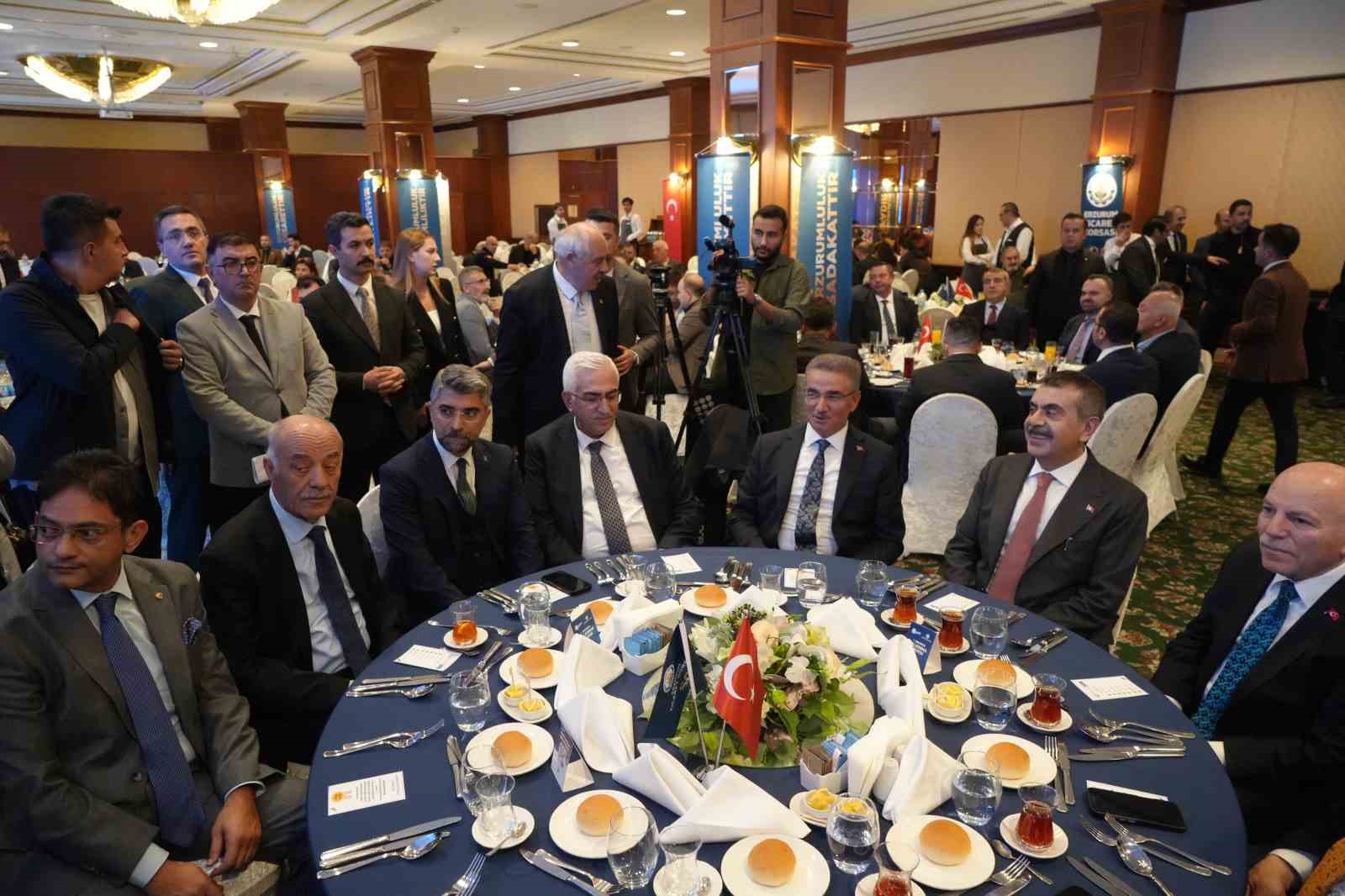 Bakan Tekin: Ortak Akıl Arayışı Bizleri Sevindiriyor