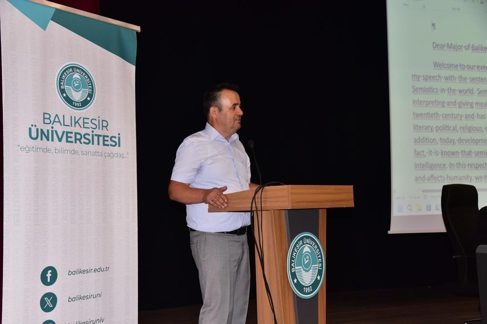 Balıkesir'de Uluslararası Göstergebilim Semineri Heyecanı
