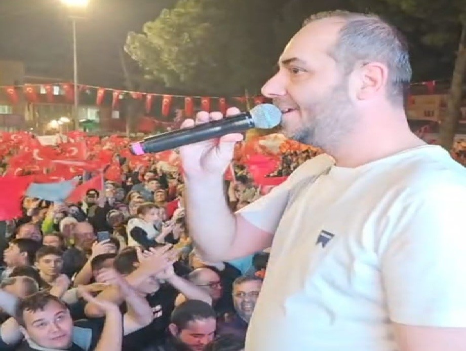 Gönen'de CHP Mitingi Yüzünden Disiplin Cezası Alan Müdürün Mahkeme Süreci Devam Ediyor