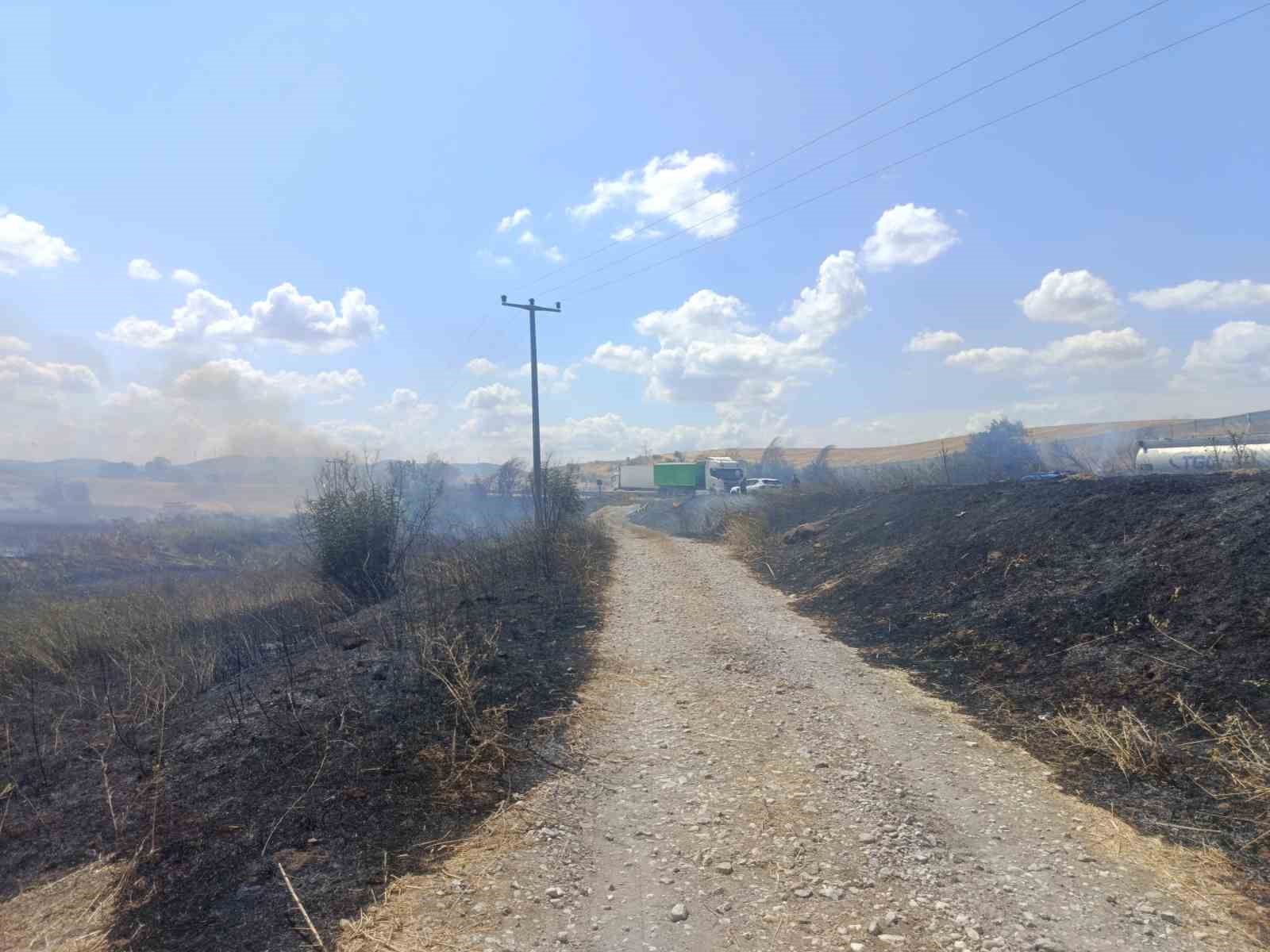 Susurluk'ta Yangın Paniği: Ekipler Hızla Müdahale Etti
