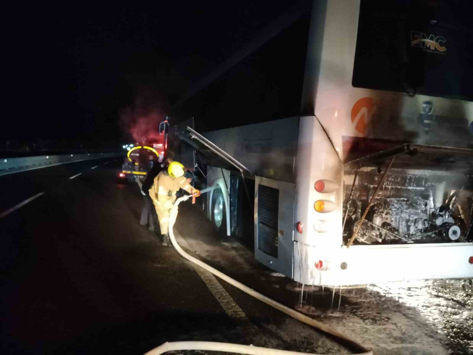 Balıkesir'de Yolcu Otobüsü Yangınla Sarsıldı
