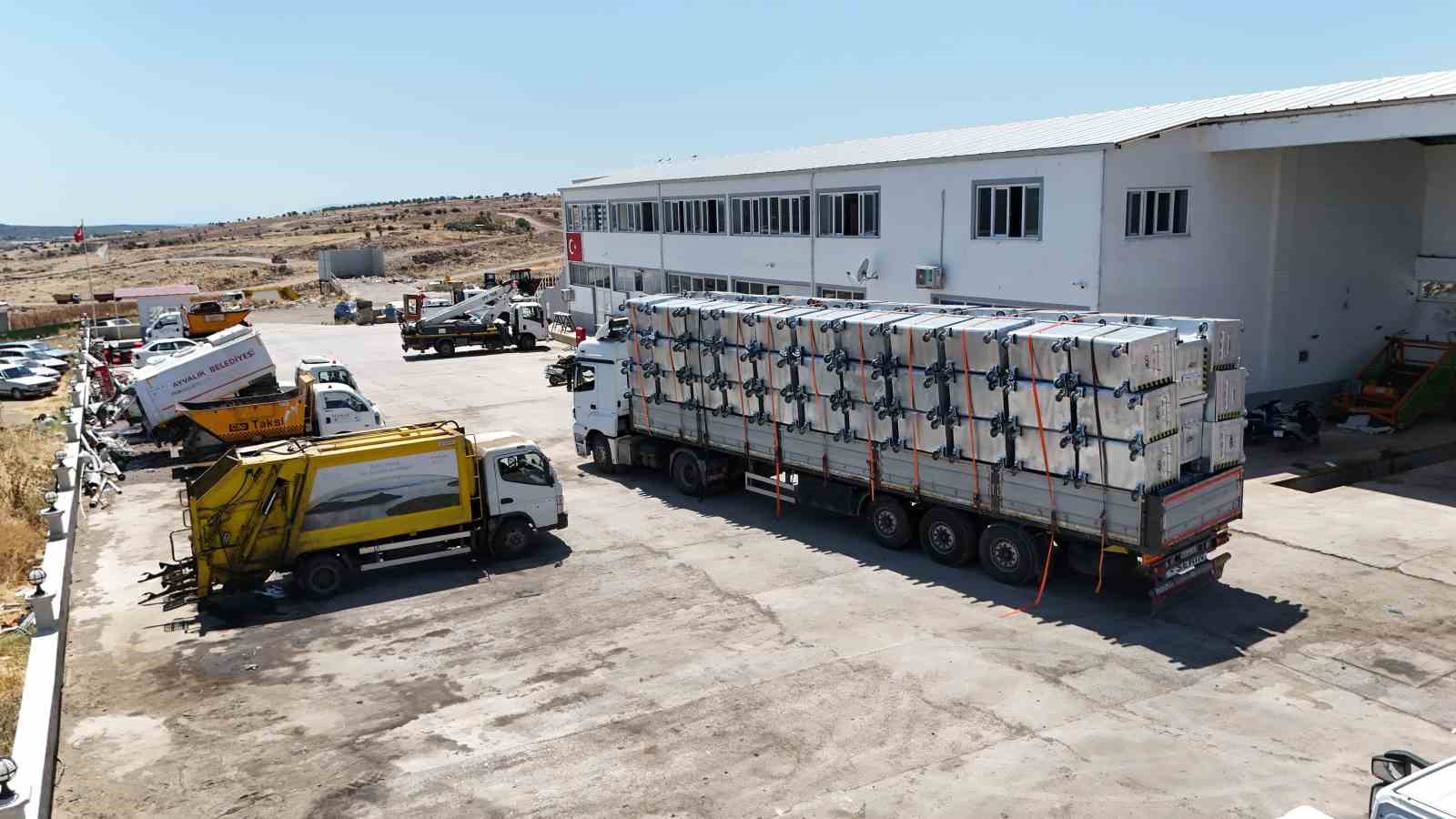 Ayvalık’a 1000 Yeni Çöp Konteyneri Geliyor