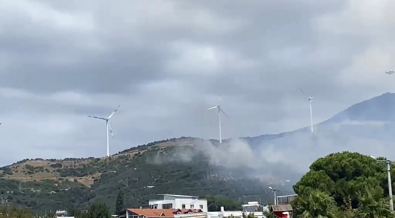 Narlı Mahallesi'ndeki Yangına Hızla Müdahale Ediliyor