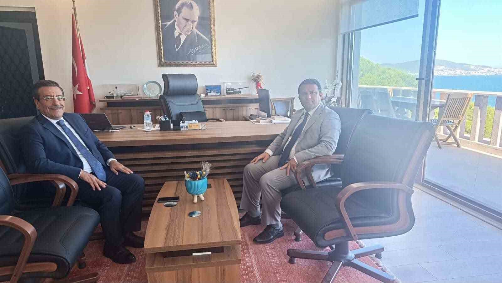 Burhaniye Kaymakamı Atilla'dan Çimşit'e Hayırlı Olsun Ziyareti
