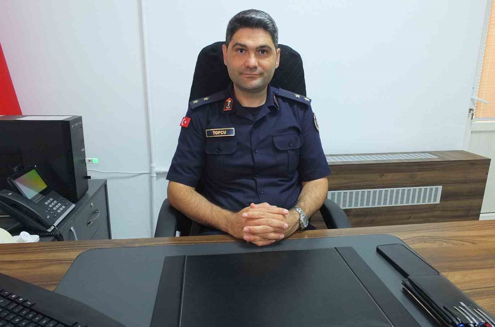 Burhaniye'de Yeni Jandarma Komutanı Göreve Başladı