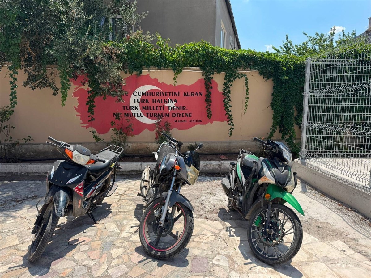 Balıkesir'de Motosiklet Hırsızlarına Kısa Sürede Darbe