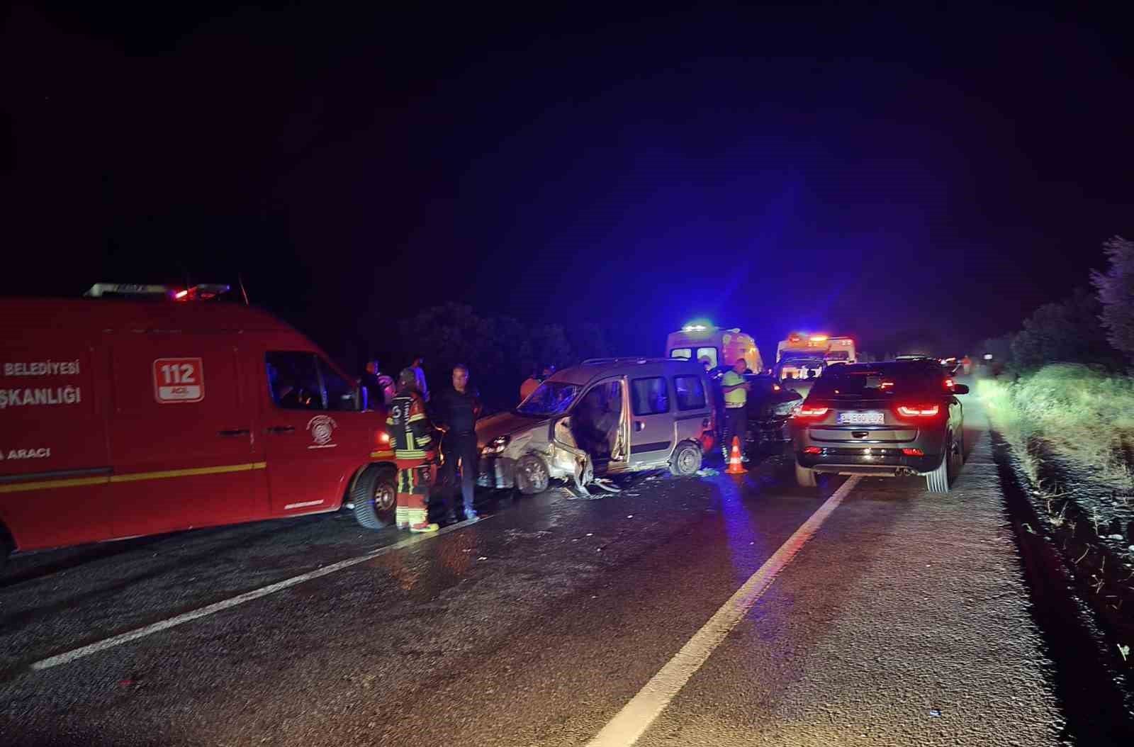 Balıkesir'de Trafik Kazası: 4 Yaralı