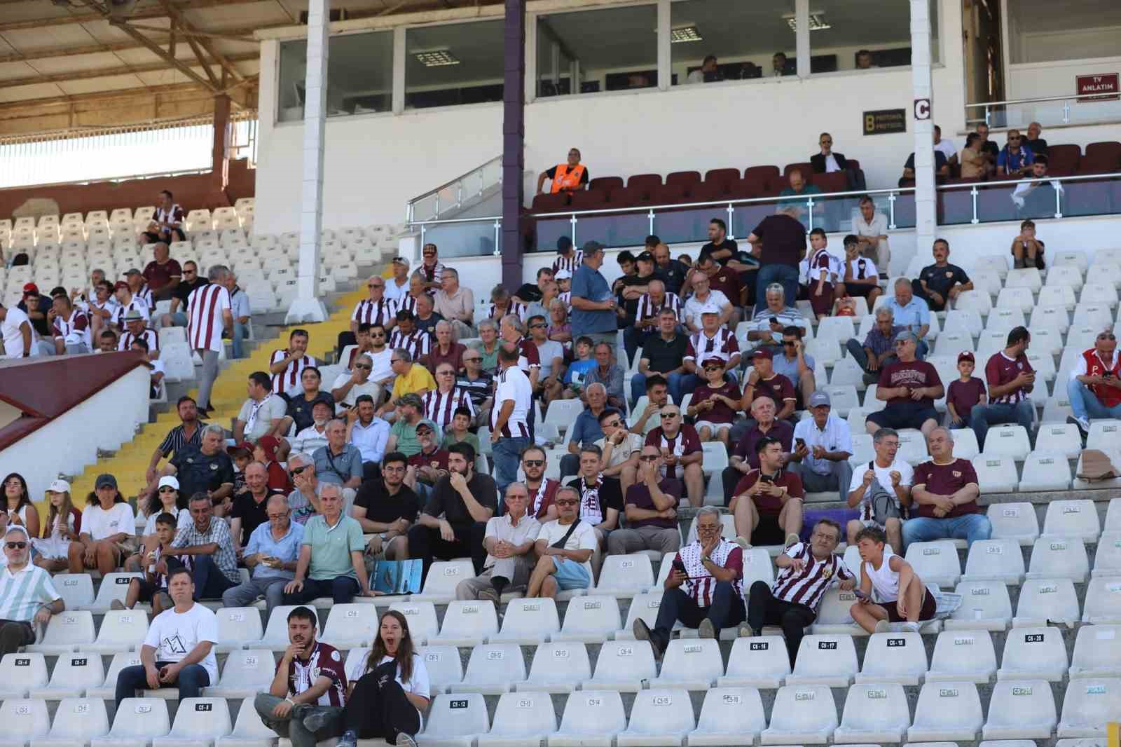 Bandırmaspor'a Saha Olayları Nedeniyle 140 Bin TL Cezası
