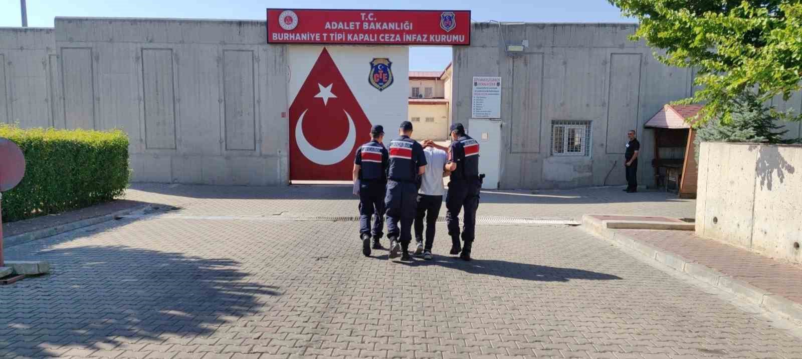 Edremit'te Orman Yangınına Sebep Olan Şüpheli Tutuklandı
