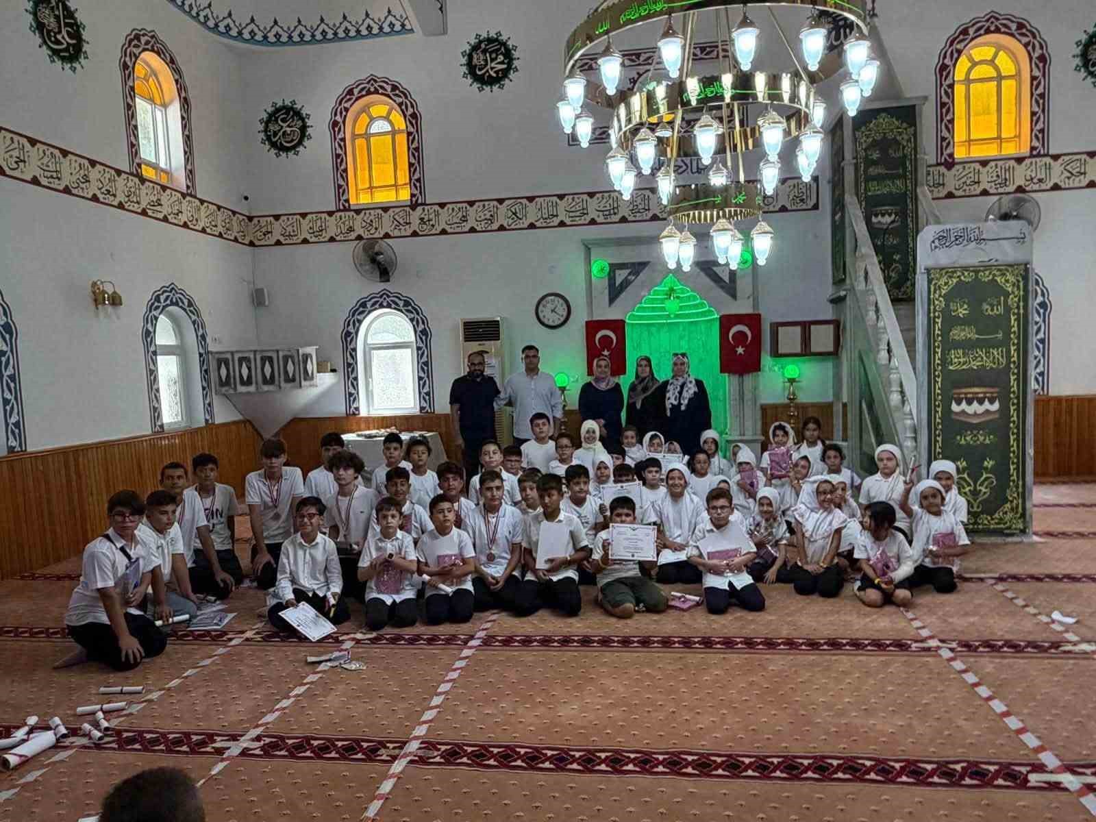 Burhaniye'de Çocukların Hatim Sevinci Coşkuyla Kutlandı