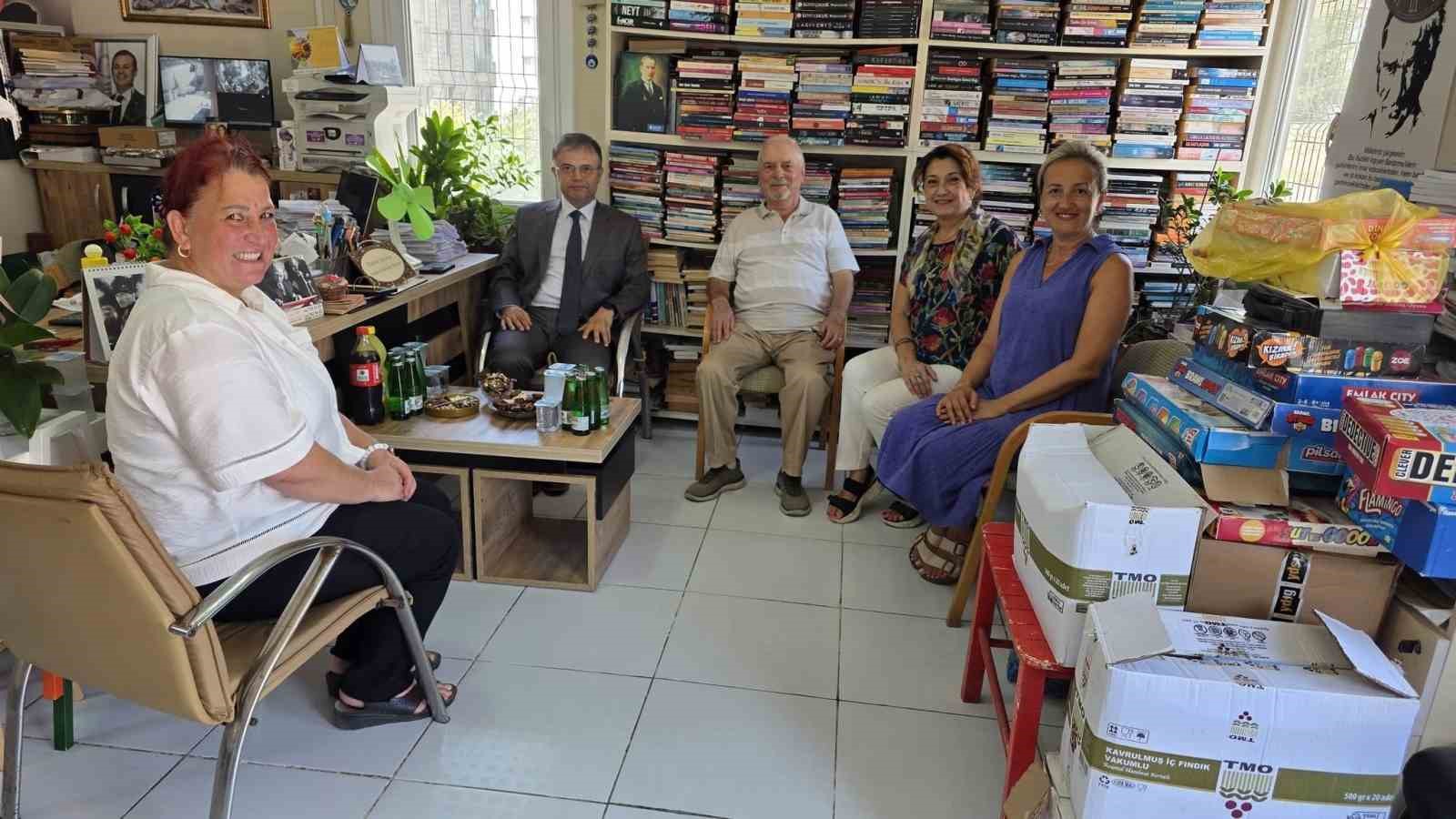 Paşakent Mahallesi'nde Muhtar ile Kaymakam Buluştu