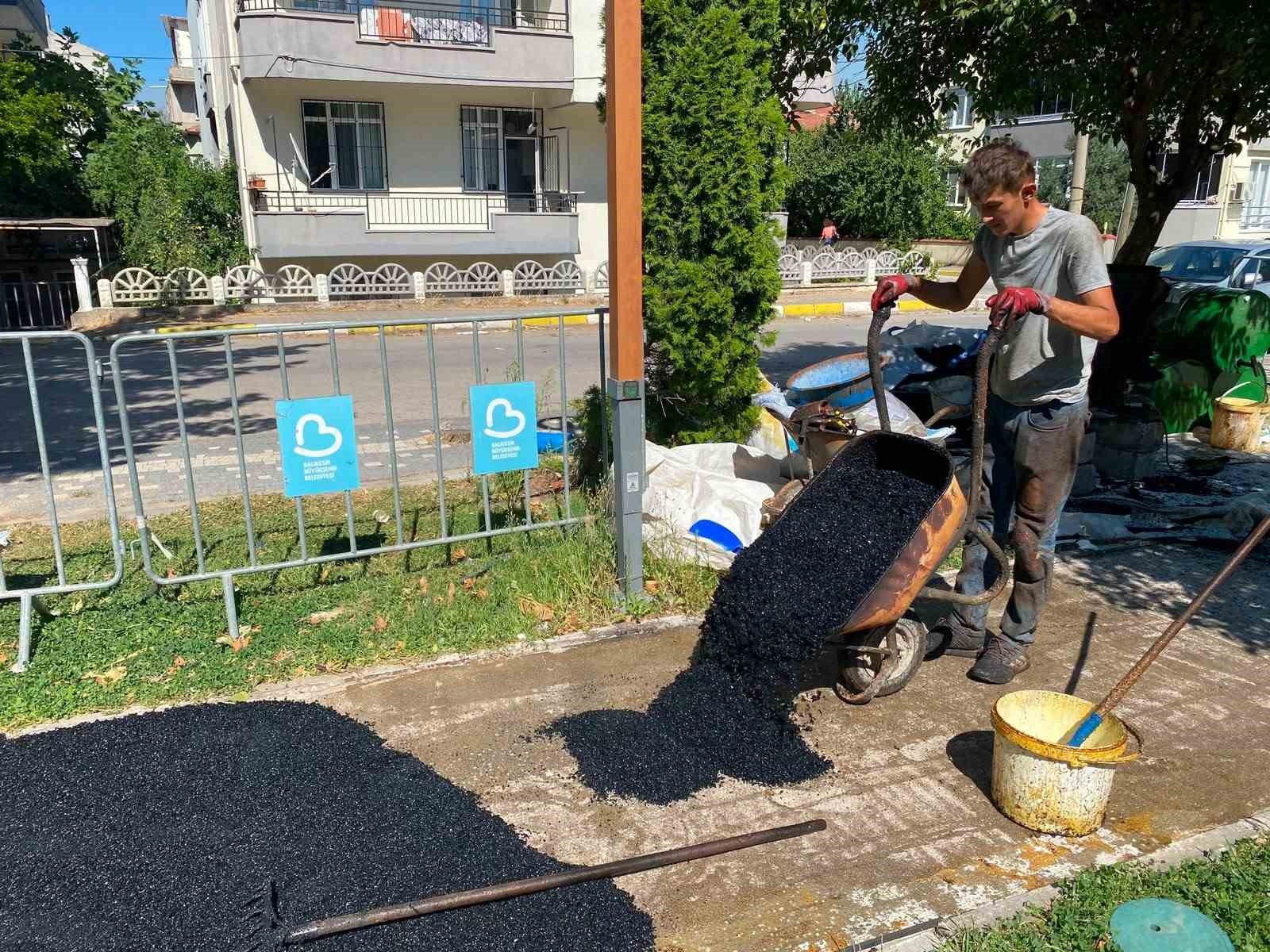 Altıeylül'de Parklar Modernleşiyor: Güvenli Oyun Alanları Yolda!