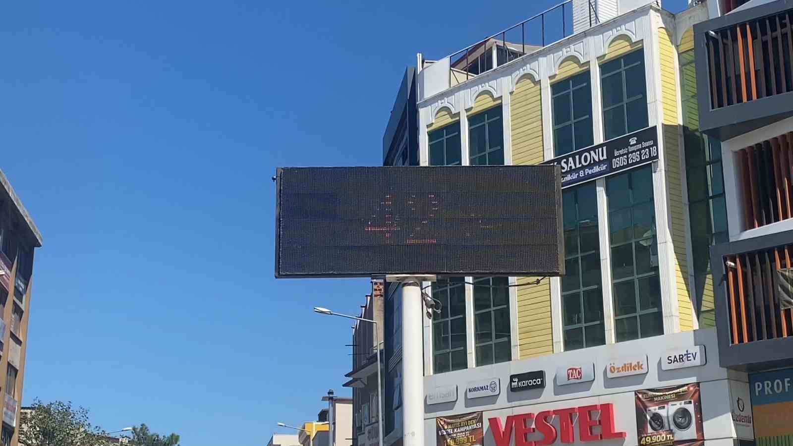 Balıkesir'de Sıcak Hava Dalgası 40 Dereceyi Geçti