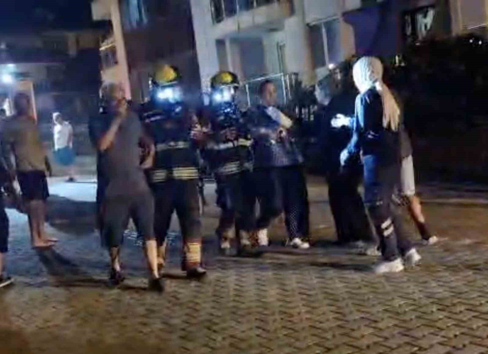 Ayvalık’ta İki Kez Yangın Korkusu: Bodrum Katında Alevler Yükseldi