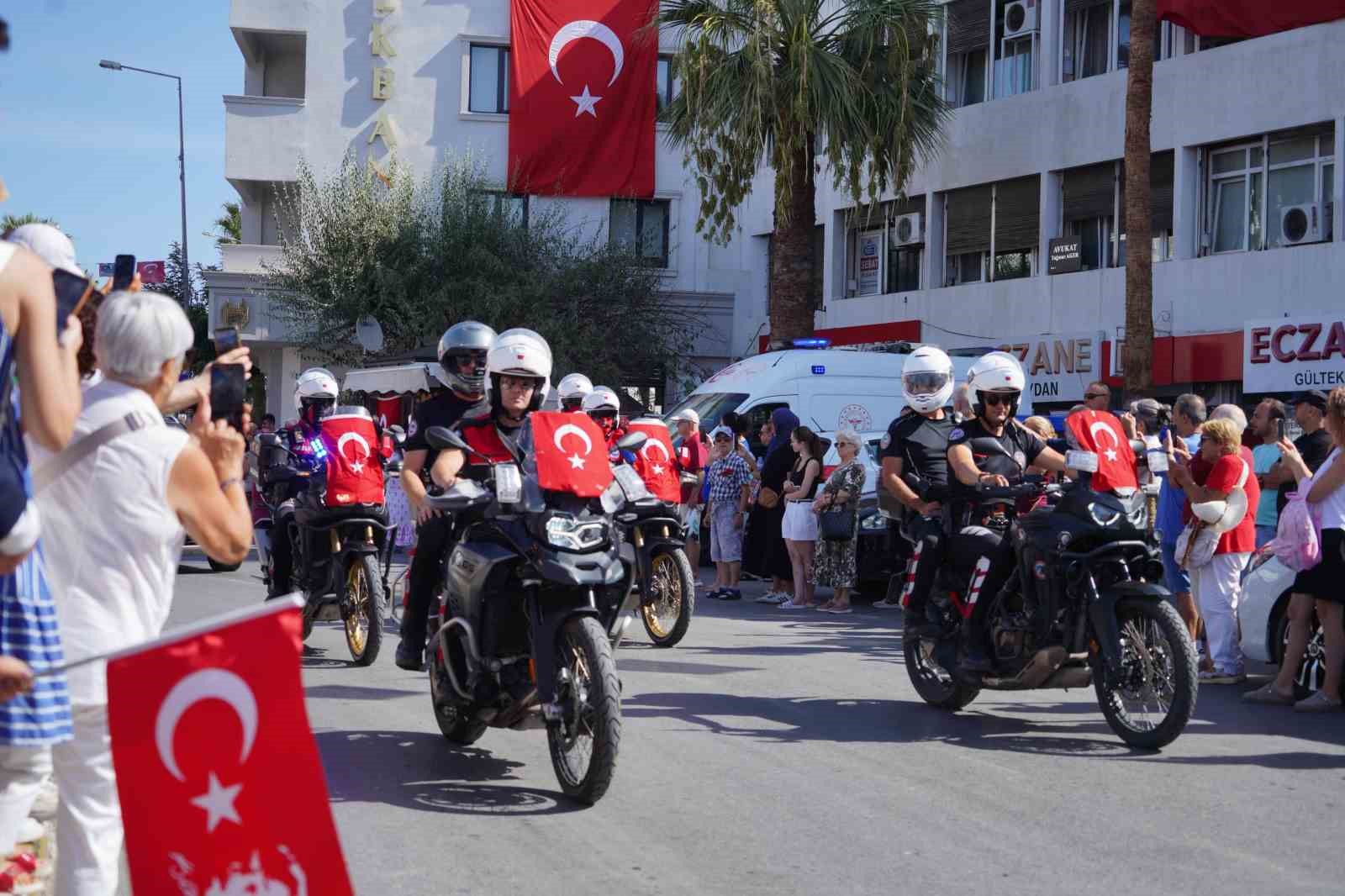 Ayvalık’ta 30 Ağustos Zafer Bayramı Coşkusu