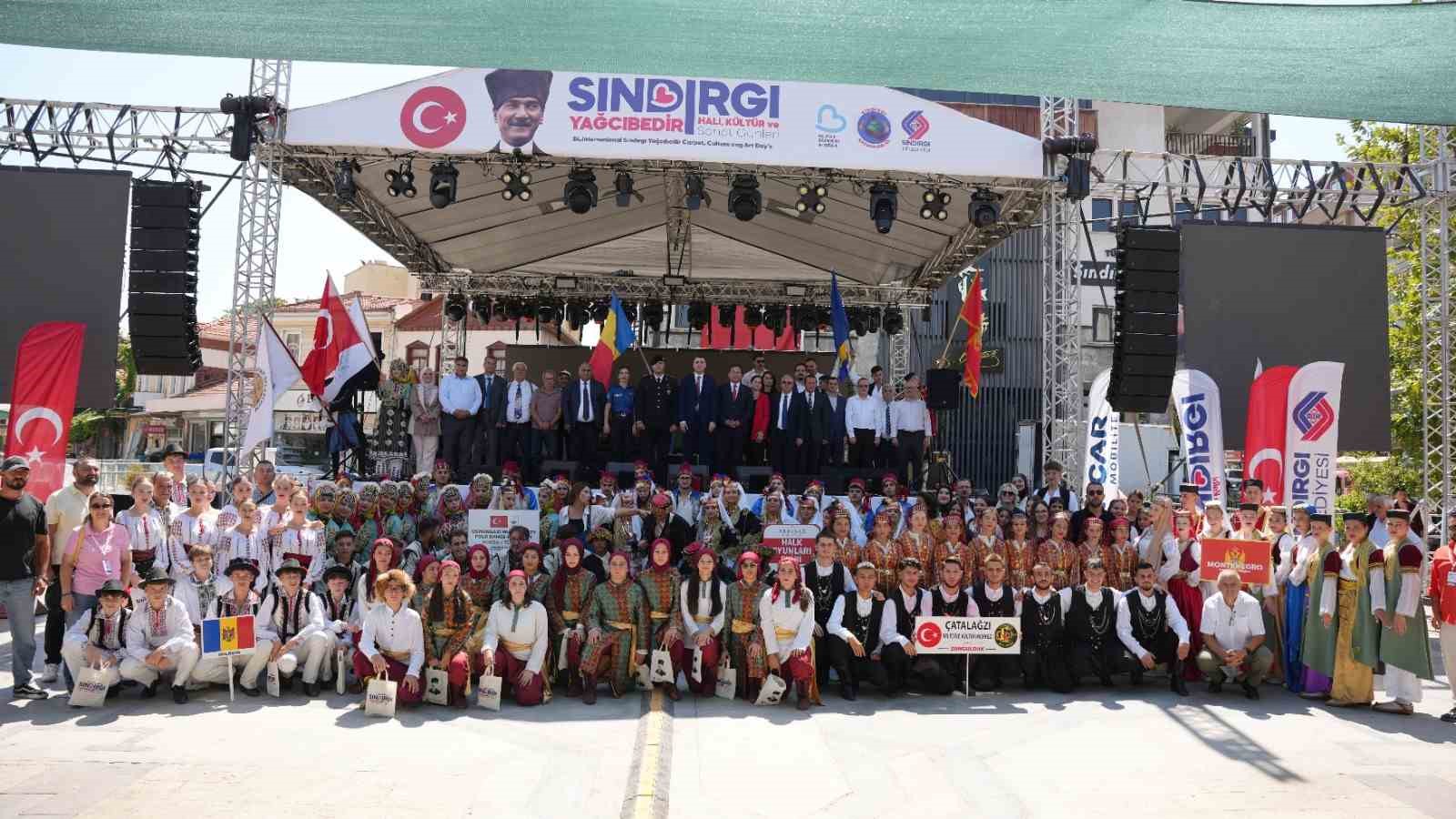 Sındırgı Kurtuluş Bayramı'nda 104 Yıl Coşkuyla Kutlandı