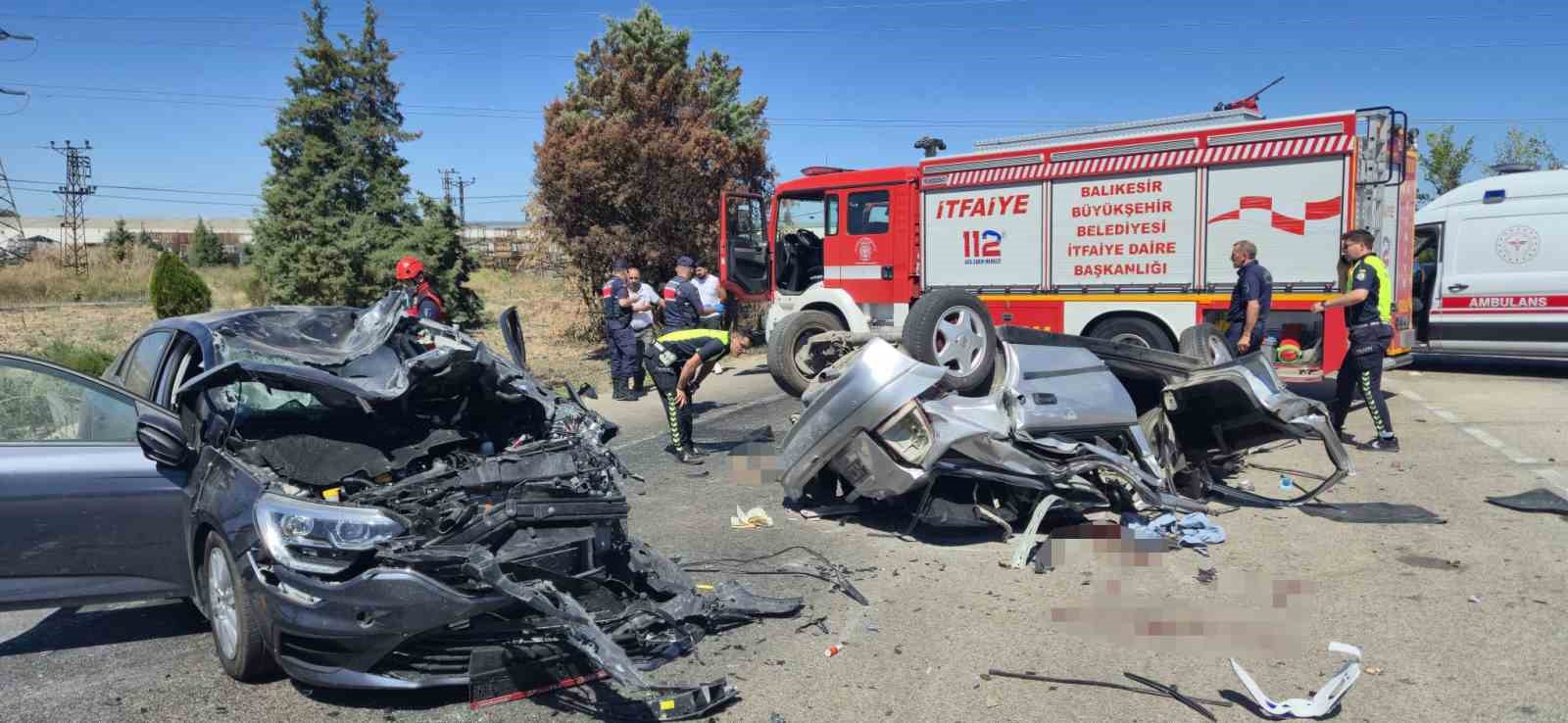 Susurluk'ta Feci Kaza: 1 Ölü, 2 Yaralı