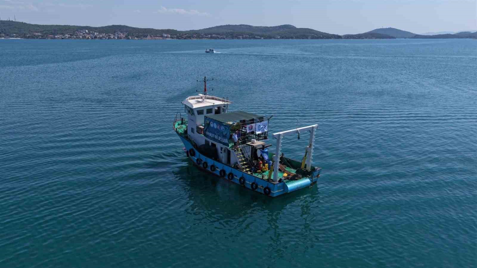 Balıkesir, Edremit Körfezi'ni Hayalet Ağlardan Arındırıyor