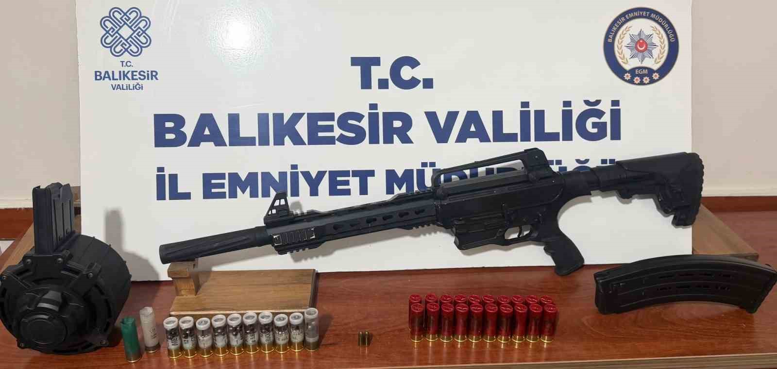 Biga'daki silahlı olayın şüphelisi Bandırma'da yakalandı