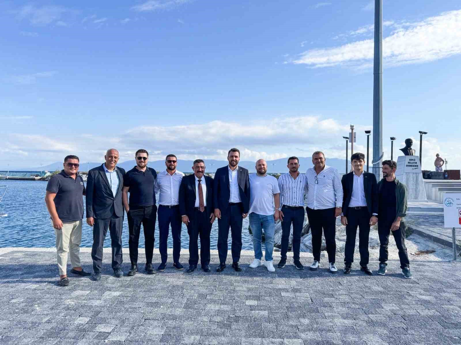 Öztaylan, Marmara Adaları'nda Esnaf ve Vatandaşlarla Buluştu