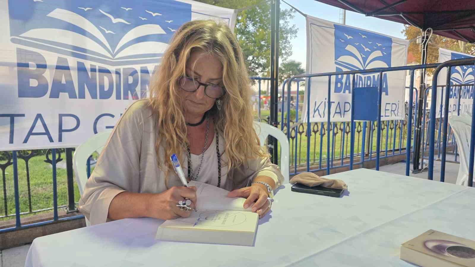 Sema Soykan, Bandırma Kitap Günleri’nde "Keşke" ile Tarihe Işık Tutuyor
