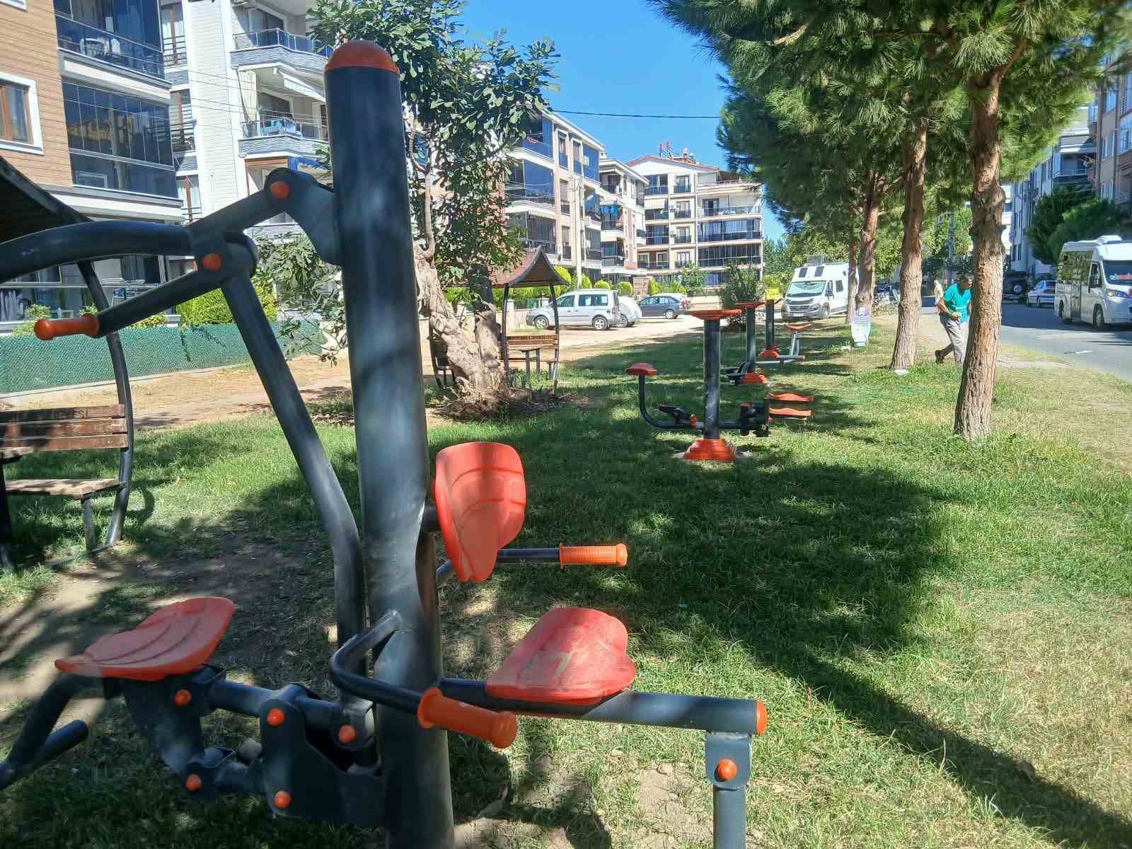 Yeni Yeşil Alanlar Yolda: Altınkum ve Kadıköy'de Spor Tesisleri Kuruluyor
