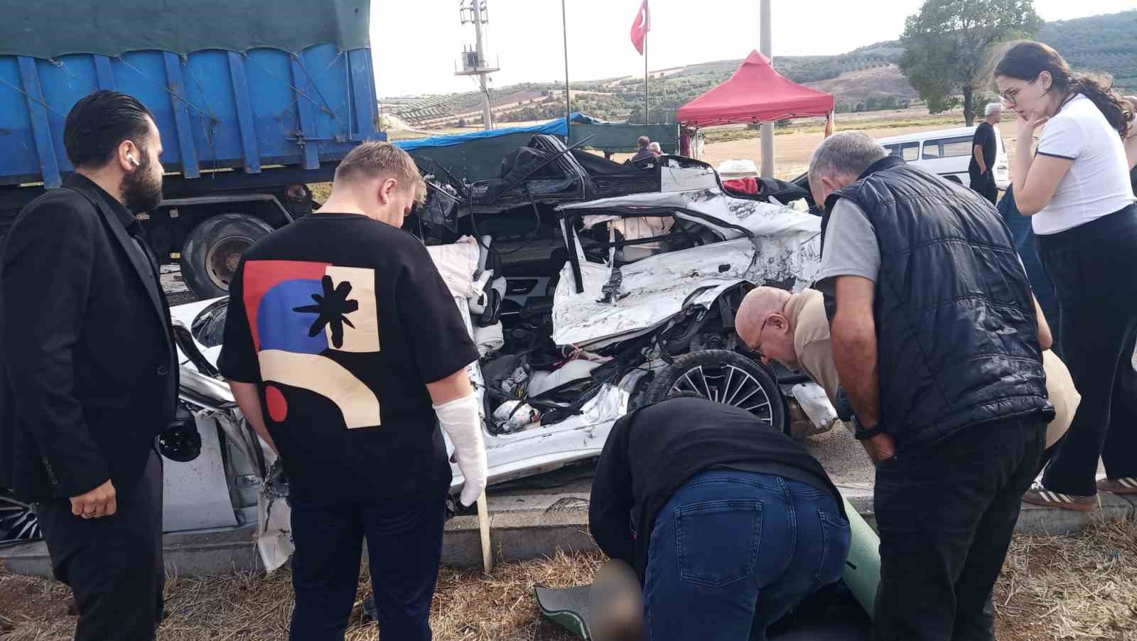 Bandırma'da Feci Kaza: Hamile Anne ve Kızı Hayatını Kaybetti