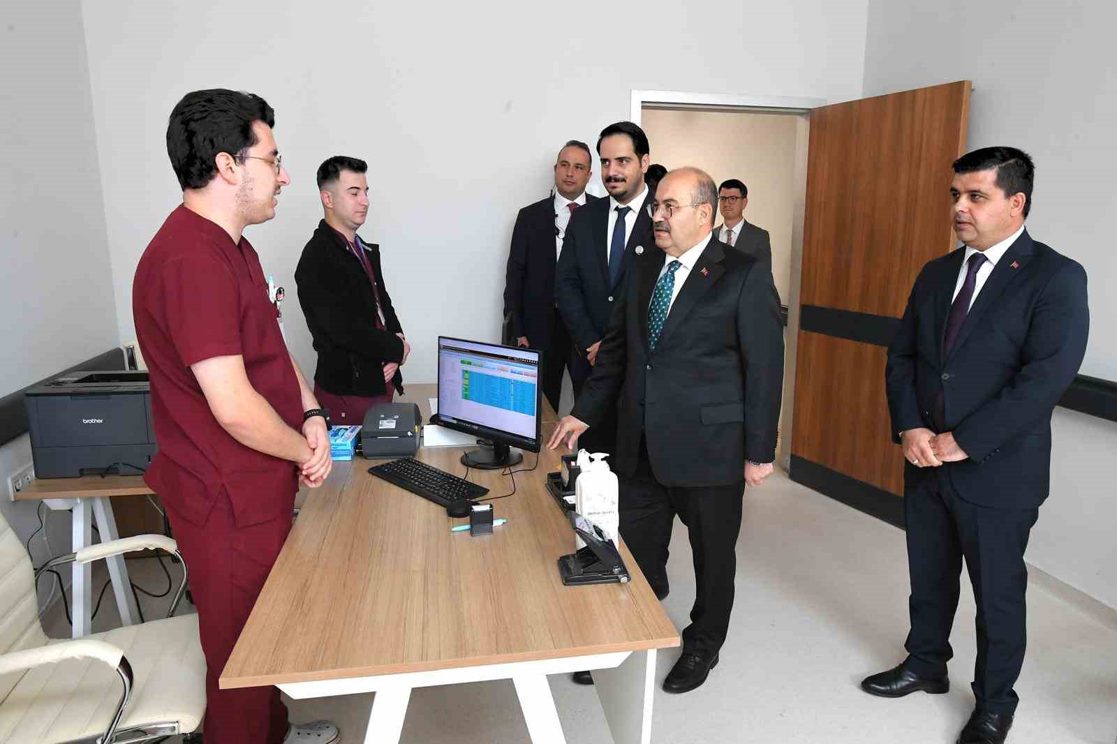 Sındırgı'da Modern Hastane Faaliyete Geçti
